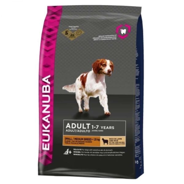 Eukanuba – adult small and medium breed lamb & rice – с агнешко, за израснали кучета от малки и средни породи
