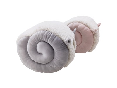 M-PETS_DOLLY ECO M-pets – dolly grey – пухкаво легло хралупа за котка в сиво