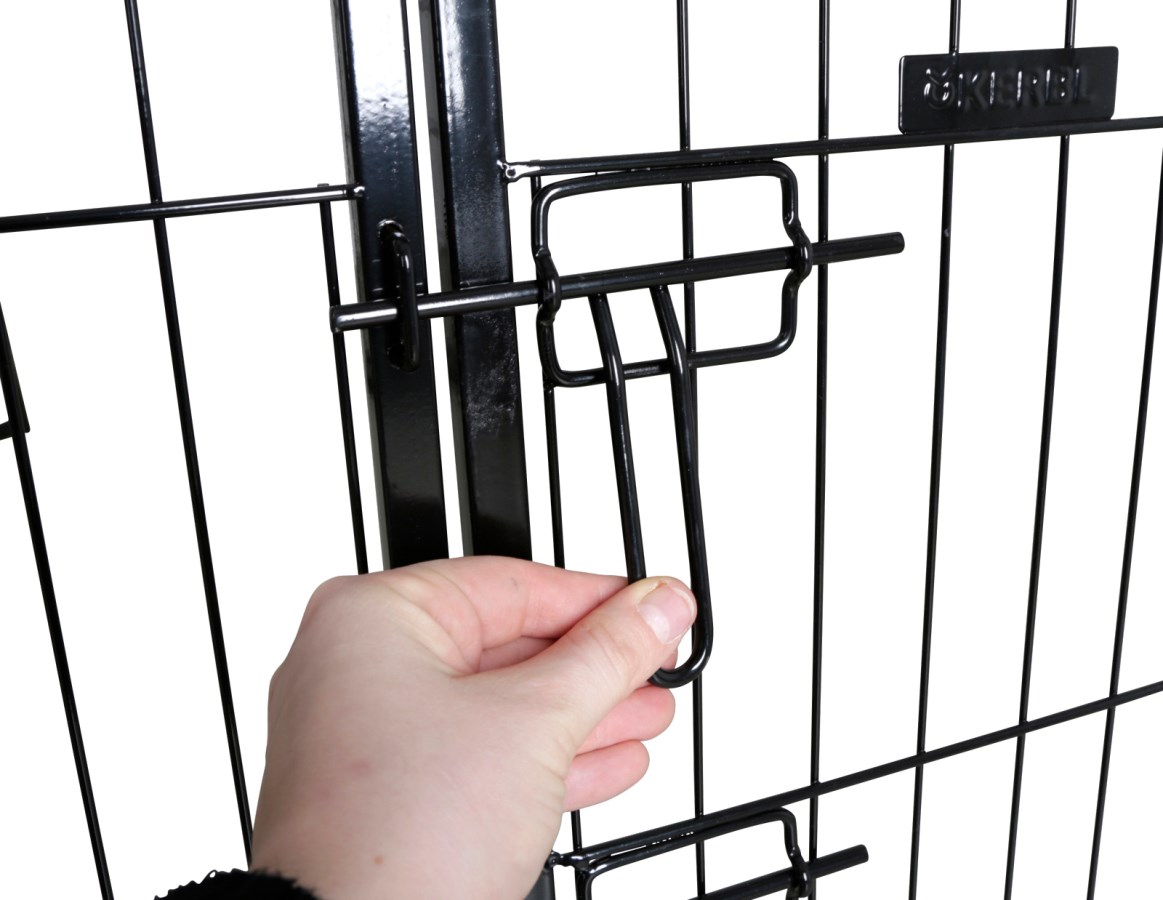 kerbl-ograda-za-kucheta-ot-chasti-3 Kerbl dog and puppy outdoor pen – заграждение за кучета или котенца (8 панела)